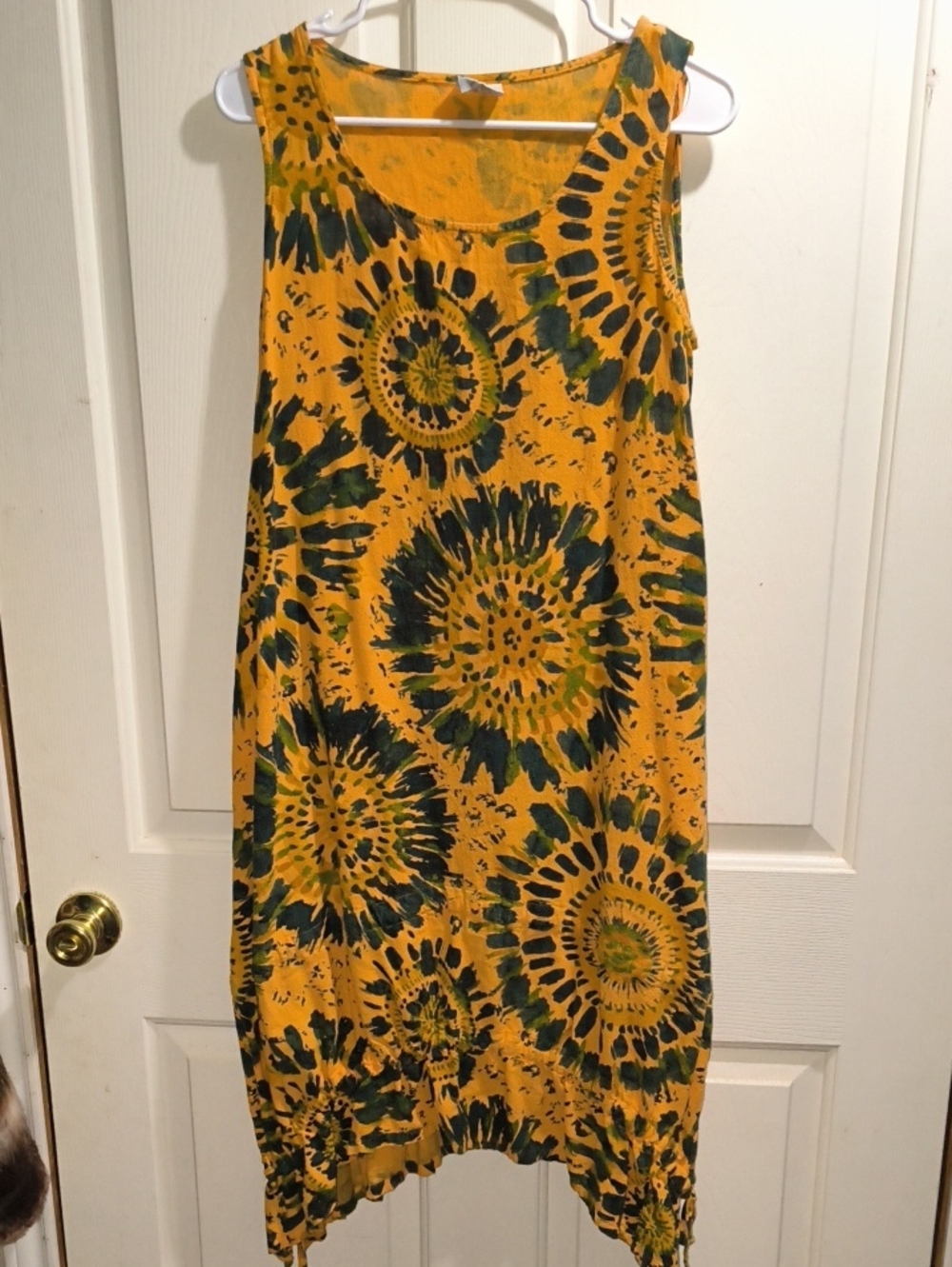 Sleeveless Yellow Tie-Dye Maxi Dress with Green Accents